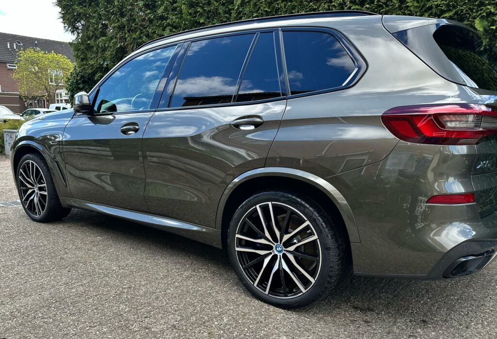 BMWx5 Groningen beneluxweg HV wrap detailing